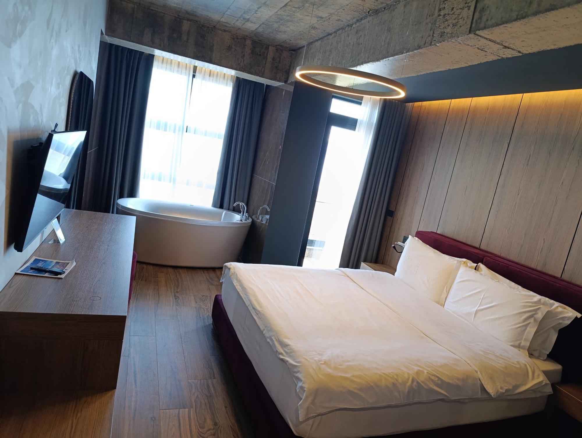 Toka Restaurant Hotel Udenisht