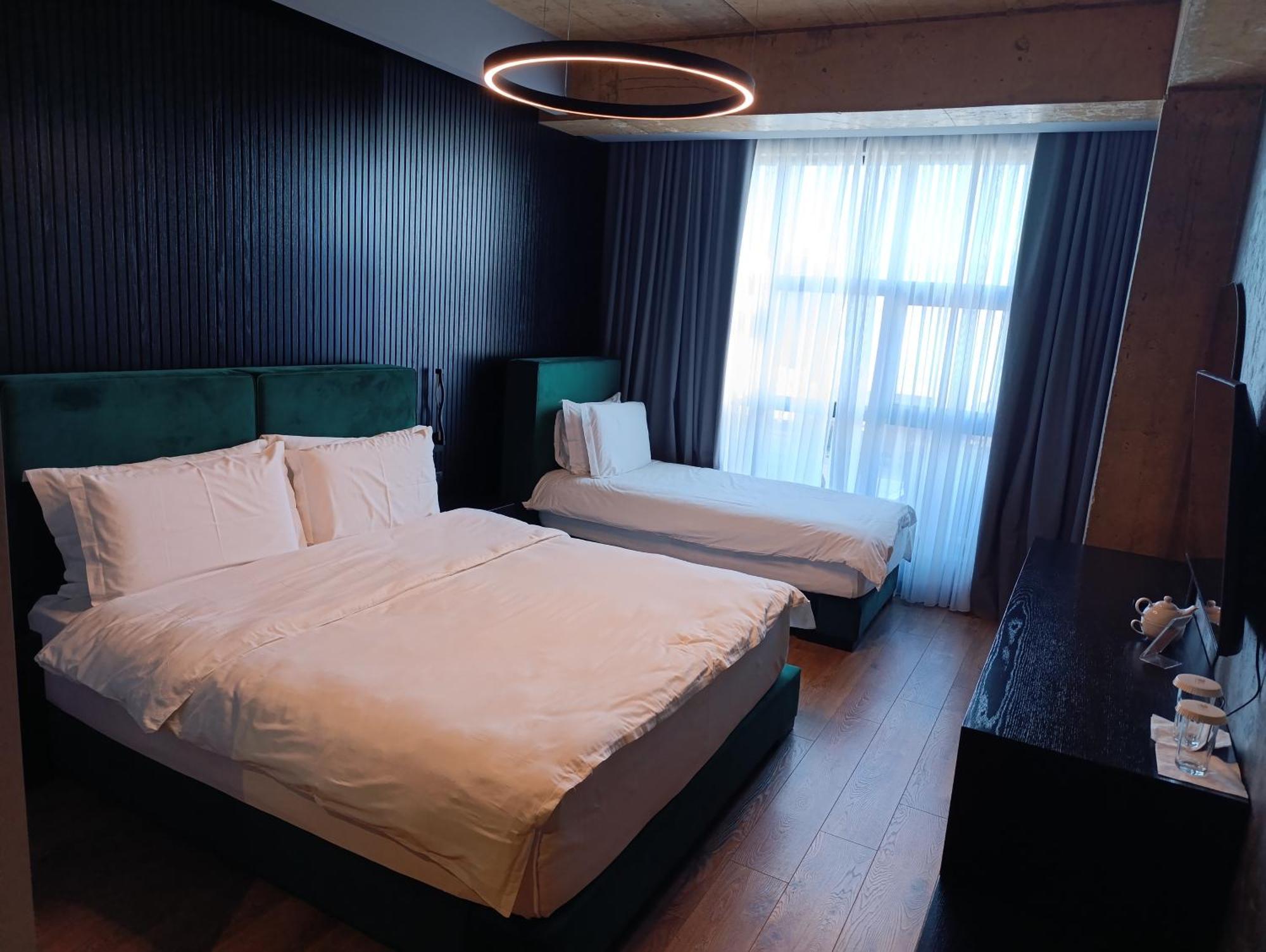 Toka Restaurant 5* Udenisht