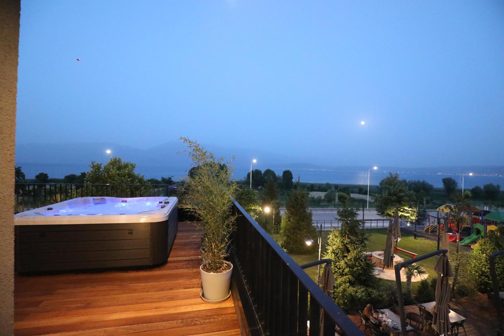 Hotel Toka Restaurant 5*