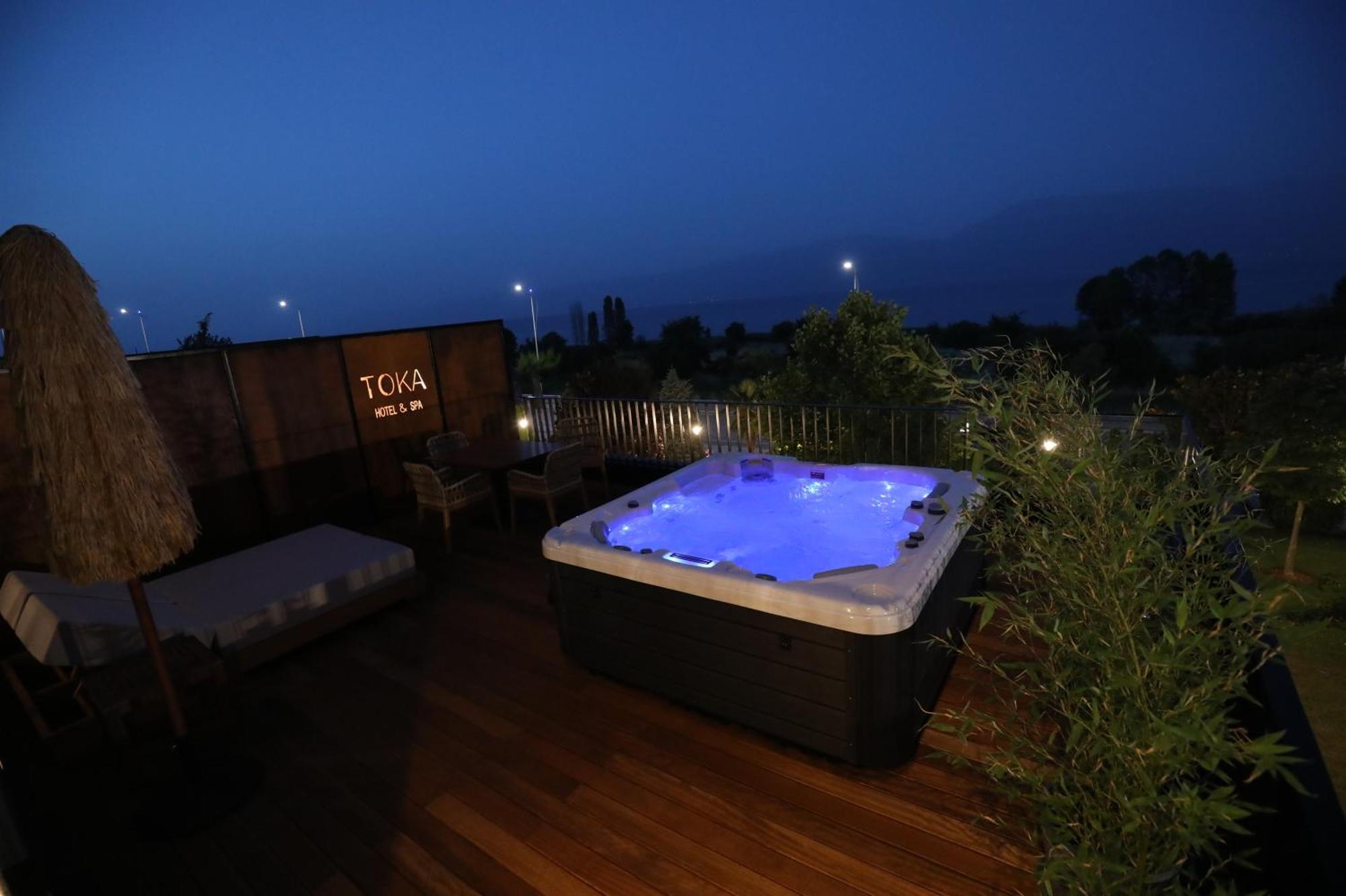 Toka Restaurant Hotel Udenisht