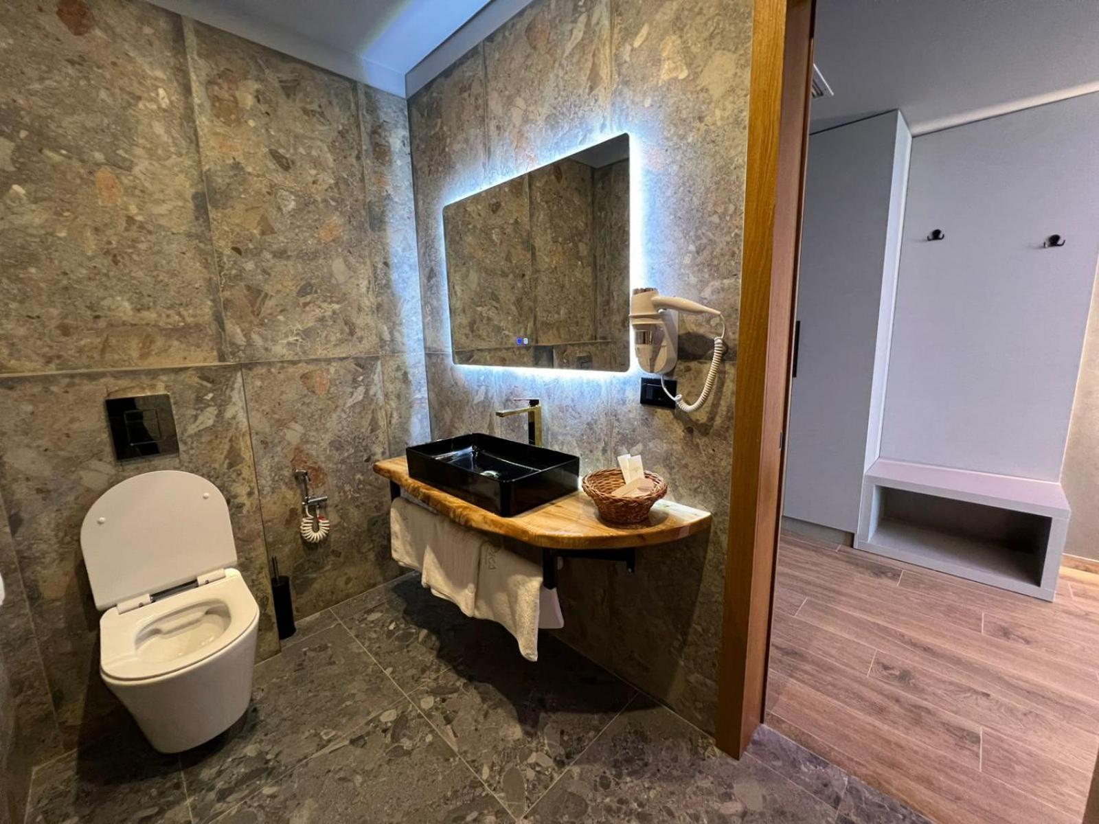 Hotel Toka Restaurant Udenisht